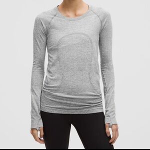 Swiftly Tech Long-Sleeve Shirt 2.0
Hip Length